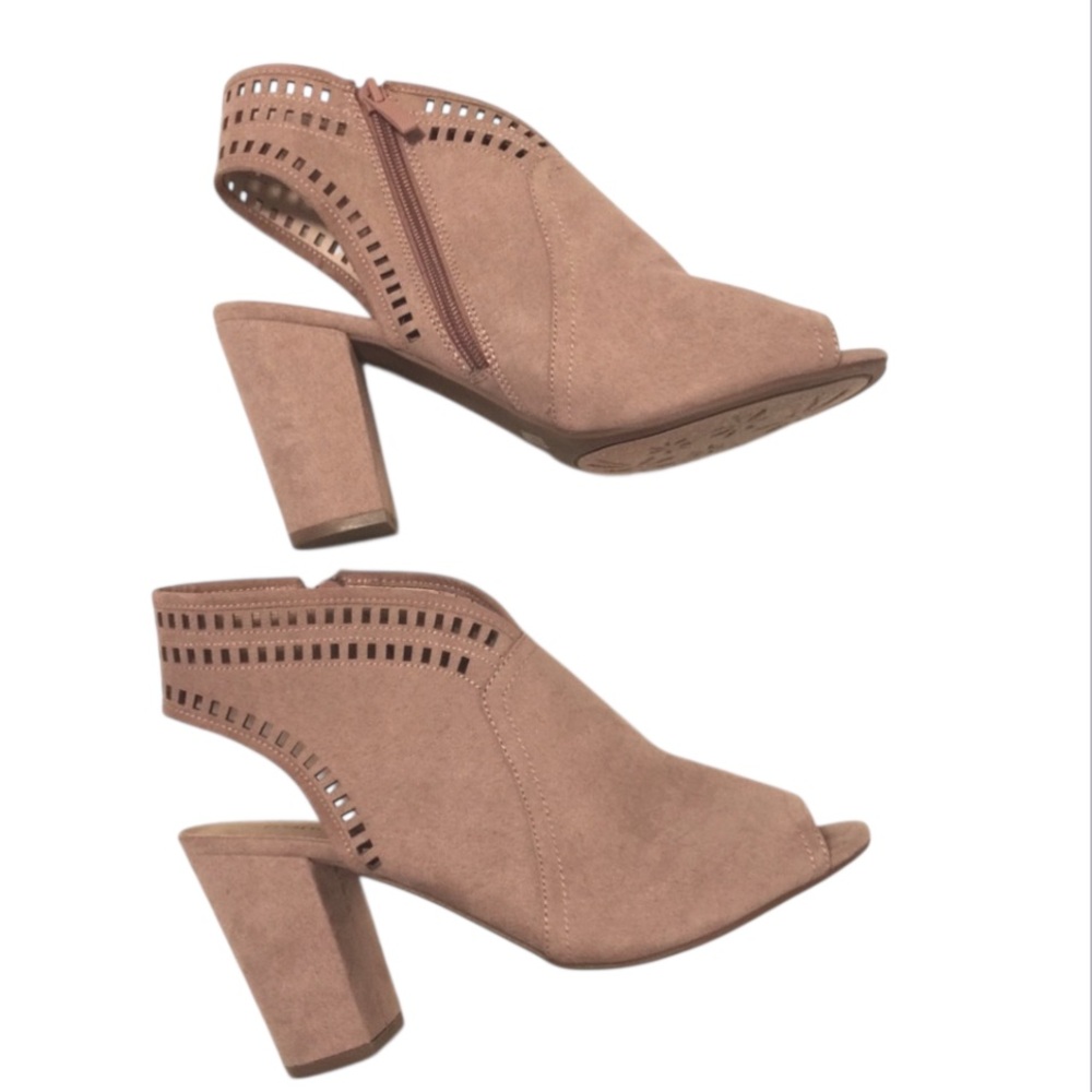 Francesca’s Faux Suede Peep Toe Heeled Tan Bootie Sz 9